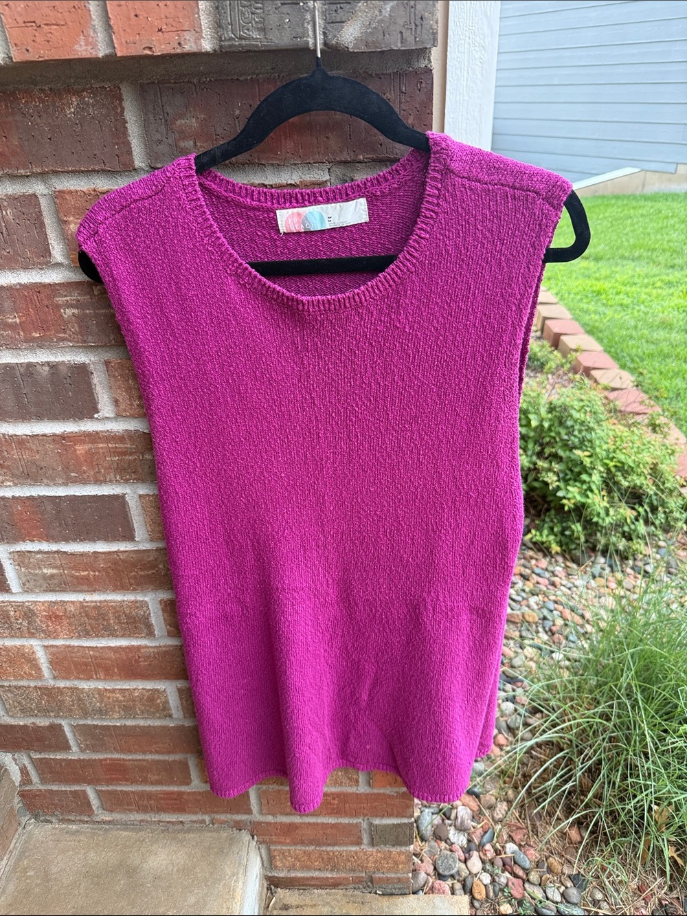 FP Beach 🏝️ Ladies M Fushia Gauzy Tunic Cover Up